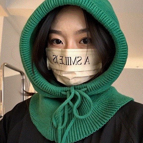 따뜻함과 스타일을 동시에, 바라클라바 니트 세인트새틴바라클라바