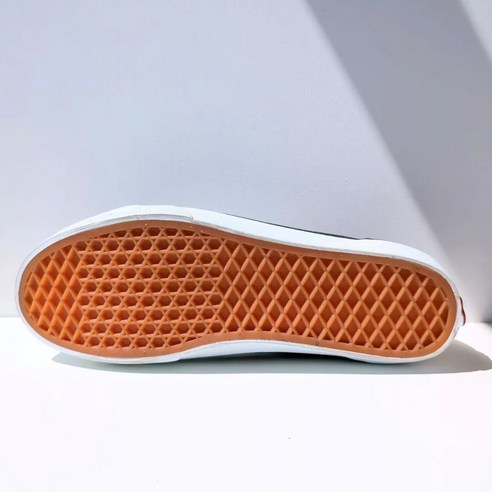 반스 올드스쿨 브라운, 당신의 스타일을 완성하다