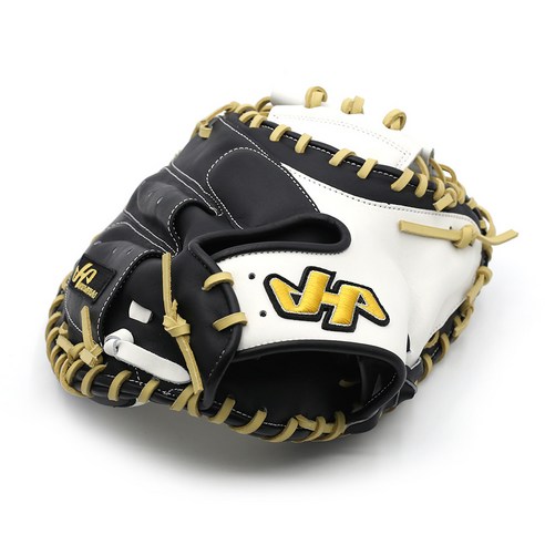 꿈을 향한 첫걸음, 하타케야마 PRO-M8 AS백과 함께