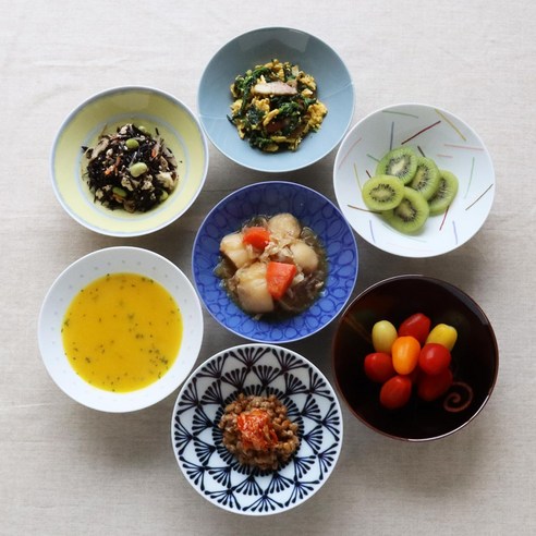 모리 마사히로 디자인의 아름다움과 실용성을 겸비한 하쿠산 히라차왕 밥공기