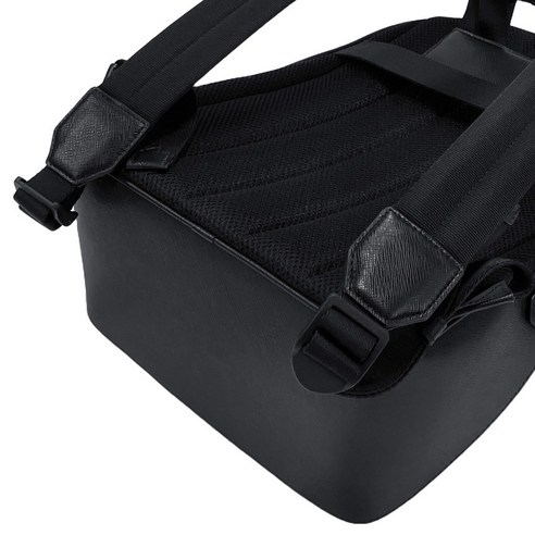 가볍게, 그러나 품격 있게: 몽블랑 사토리얼 스몰 백팩