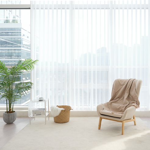 공간에 깊이를 더하는 예술, 이사벨라 볼륨 기억형상 거실 커튼