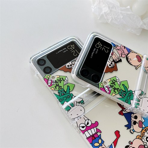 견고하고 실용적인 갤럭시 Z 플립3 캐릭터 케이스