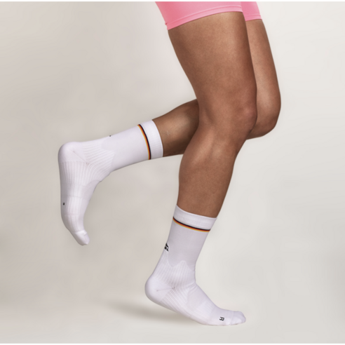 발끝에서 샘솟는 에너지, 삭스업 컴프레션 러닝 크루삭스