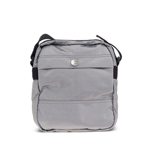 가방마저 남달라야 한다면, 스톤 아일랜드 메신저 백