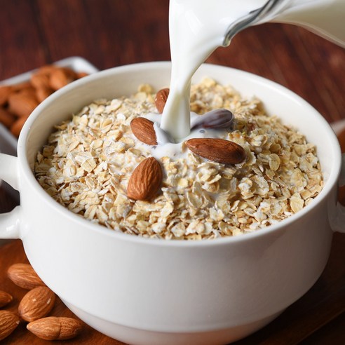 간편함과 영양을 한 번에, 헤이오트 퀵 오트밀로 건강한 아침을!