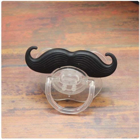 아기의 미소를 위한 특별한 선물, 재미와 안전을 더한 젖꼭지 컬렉션 수염쪽쪽이