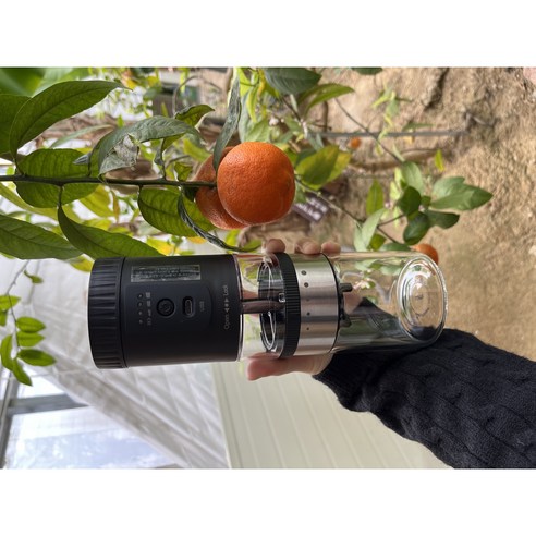 신선하게 갈은 커피콩의 풍부한 맛과 향을 즐기세요.