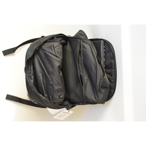 스타일과 실용성을 모두 갖춘 나이키 KD1213 백팩으로 당신의 일상을 더욱 특별하게.