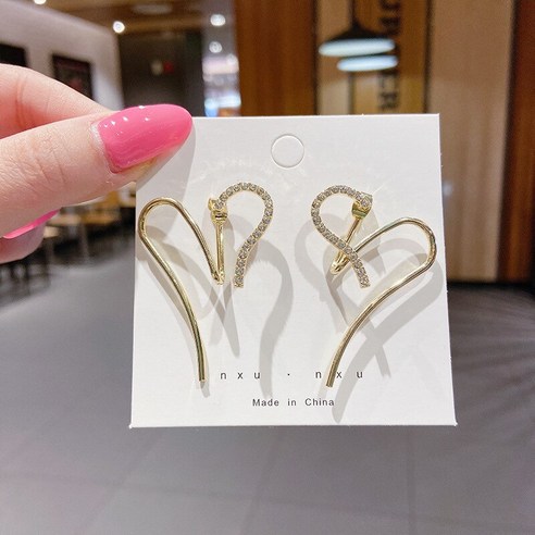 【아침 햇살】한국 이스트 게이트 S925 실버 바늘 하트 다이아몬드 귀걸이 여성 새로운 유행 간단한 모든 일치 귀걸이 귀걸이