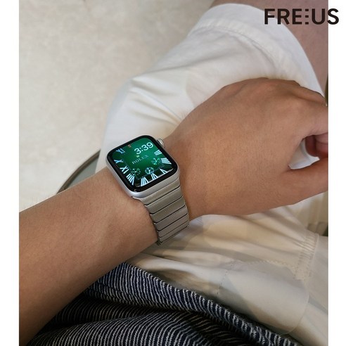 세련되고 편안한 애플워치 링크브레이슬릿