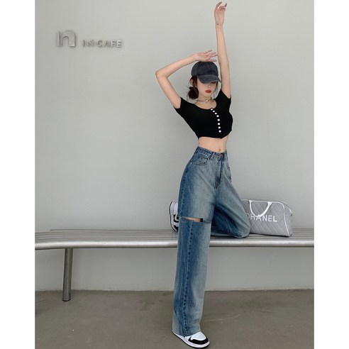 빈티지 감성과 현대적 스타일이 만나는 dulandQ의 그라데이션 찢어진 데님 팬츠
