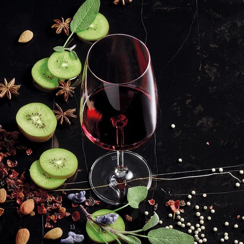 와인의 맛과 향을 극대화하는 독일 쇼트즈위젤 센사 와인잔