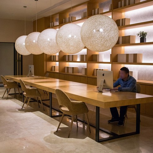 우리 집이 달라졌어요! 10인용 우드슬랩 식탁으로 완성하는 꿈의 다이닝룸