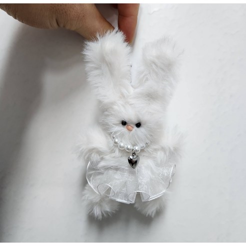 손수 만든 모루인형 키링의 귀여움과 성취감을 누리세요.