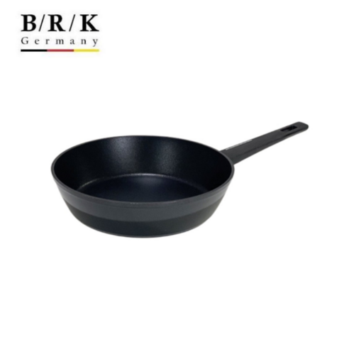 주방을 빛내는 스마트한 선택, BRK 인덕션 후라이팬 3종 세트