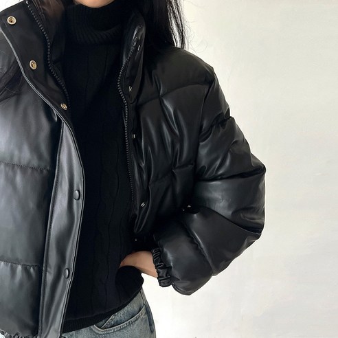 스타일, 따뜻함, 다기능성을 완벽하게 조화시킨 네모엔룩 자켓