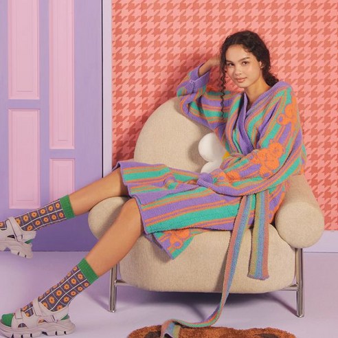 위글위글 테디 베어 수면 가운: 포근한 휴식을 선사하는 사랑스러운 홈웨어 위글위글가운