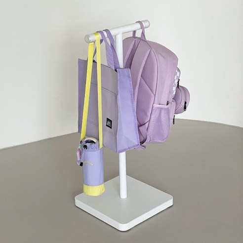 모던한 디자인으로 공간을 깔끔하게 정리하다