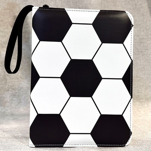 480장의 카드를 안전하게 보관할 수 있는 바인더 스타일의 앨범