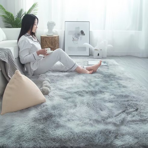 포근함과 스타일을 모두 갖춘 롱샹 극세사 카페트
