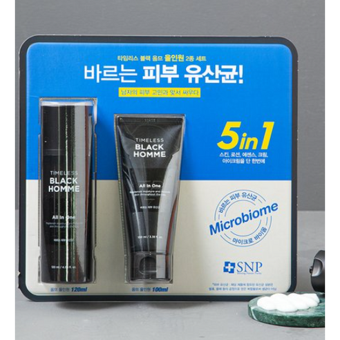 시간을 거스르는 남성 피부, SNP 마이크로 바이옴 타임리스 블랙 옴므 올인원으로 완성하세요.