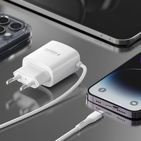 쿠디스 아이폰 8핀 일체형 충전기: 휴대성과 효율성을 겸비한 충전 솔루션