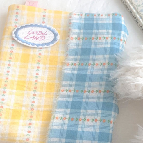 밤새 뒤척이는 당신에게, 꿀잠 선사할 이중거즈 침구 솔루션 체크앤플라워