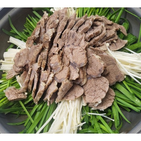 고품질 국내산 한우, 부드럽고 풍부한 육즙, 다양한 요리에 활용 가능