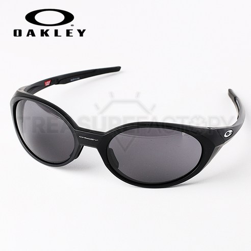 스타일과 눈 건강을 책임지는 오클리 아이자켓 리덕스