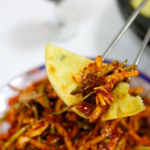 집에서 즐기는 대구 명물, 칠성반고개 무침회 & 납작만두!