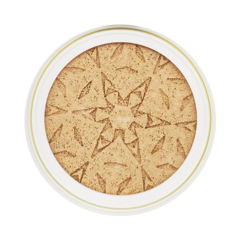 3D 입체 광채로 완성하는 무결점 도자기 피부