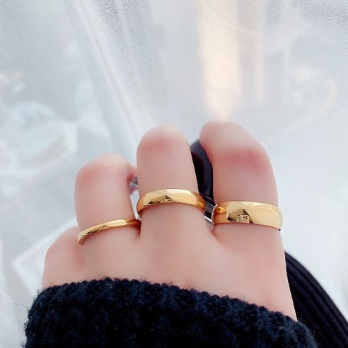 DFMEI 반지 패션 성격 패션 틈새 디자인 반지 온라인 연예인 일반 반지 유럽과 미국의 콜드 스타일 티타늄 스틸 퇴색하지 않습니다