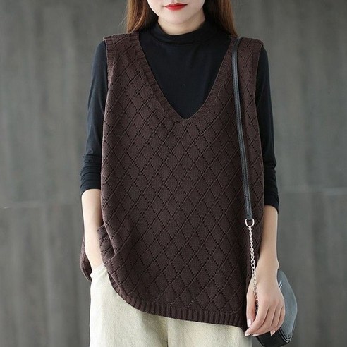 여성 간절기 루즈핏 브이넥 펀칭 니트 조끼 베스트 women's knit vest