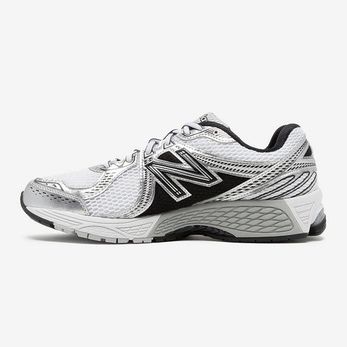 발 디딜 때마다 느껴지는 구름 위를 걷는 듯한 편안함, 뉴발란스 860v2