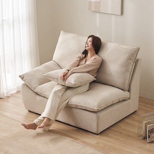 포근함에 퐁당! 구름 위를 걷는 듯한 삼익가구 두모브 소파