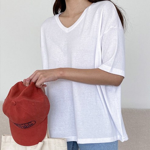 샵센스 여성 브이넥 티셔츠: 클래식한 우아함과 편안함의 완벽한 조화