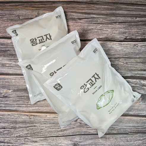 엄지 엄지척 왕교자만두: 대용량으로 저렴하고 맛있는 고기만두