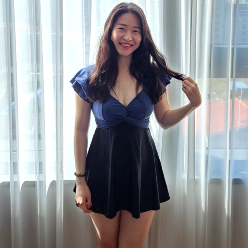 시크한 룩과 체형 보정을 동시에! 여름 휴가 필수템
