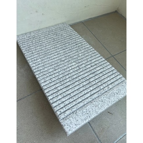 화강석 돌빨래판으로 찌든 때 걱정 없이 쉽고 깨끗하게 손빨래하세요!