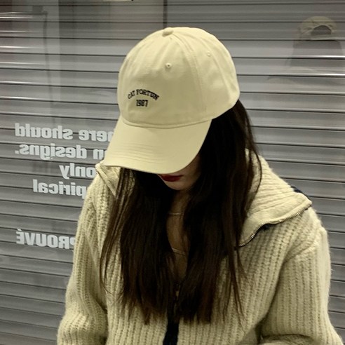 온라인 연예인 소프트 탑 편지 자수 야구 모자 봄 유행 브랜드 학생 모든 경기 페이스-보여주는 작은 피크 캡, 베이지
