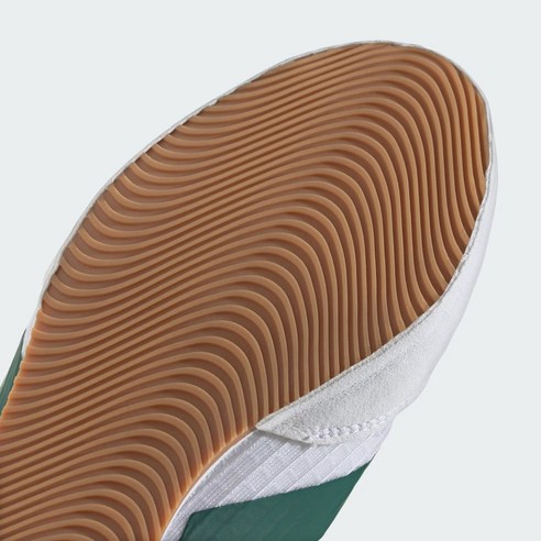 링 위를 지배하는 날렵함, 아디다스 복싱화 BOX HOG 4