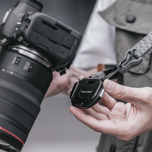 팔캠 F38, 어깨는 자유롭게, 촬영은 빠르게!