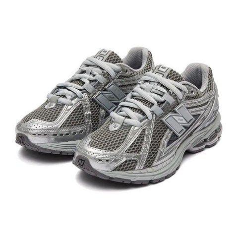 발이 편안해야 하루가 즐겁다, 뉴발란스 1906