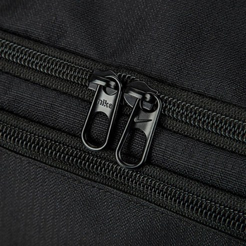 내구성, 편안함, 다목적성을 갖춘 필수적인 스포츠 가방