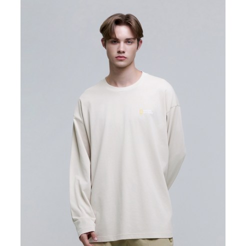 [국내유통-매장판] 내셔널 / ll N255UTS901 세미오버핏 수피마 긴팔 티셔츠 OAK BEIGE