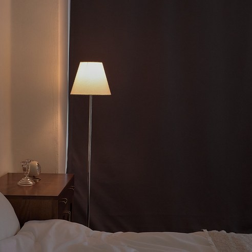 붙이는 암막커튼으로 꿀잠 보장과 난방비 절약까지 한 번에!