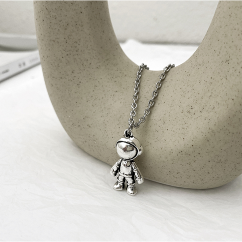 써지컬목걸이 우주인 비행사 커플목걸이 우정목걸이 생일선물 심플목걸이