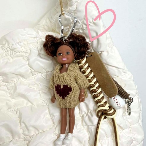 하이바잉 흑인 바비 인형 백 참 키링 가방 장식 미우미우지갑