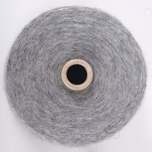 폭닥한 겨울, 당신의 손끝에서 피어나는 예술: 조은콘사 뜨개실 이야기 모헤어콘사